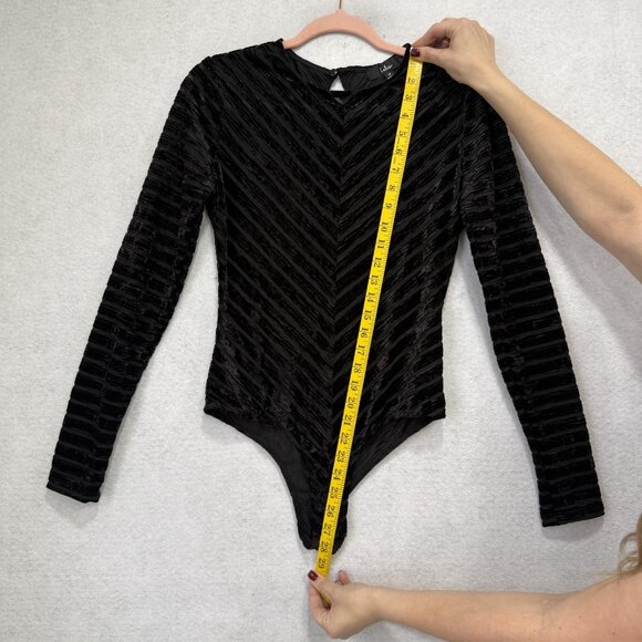 Lulus Bodysuit Womens Medium Black Velvet Burnout Long Sleeve Snap Chevron Mesh - Picture 3 of 9